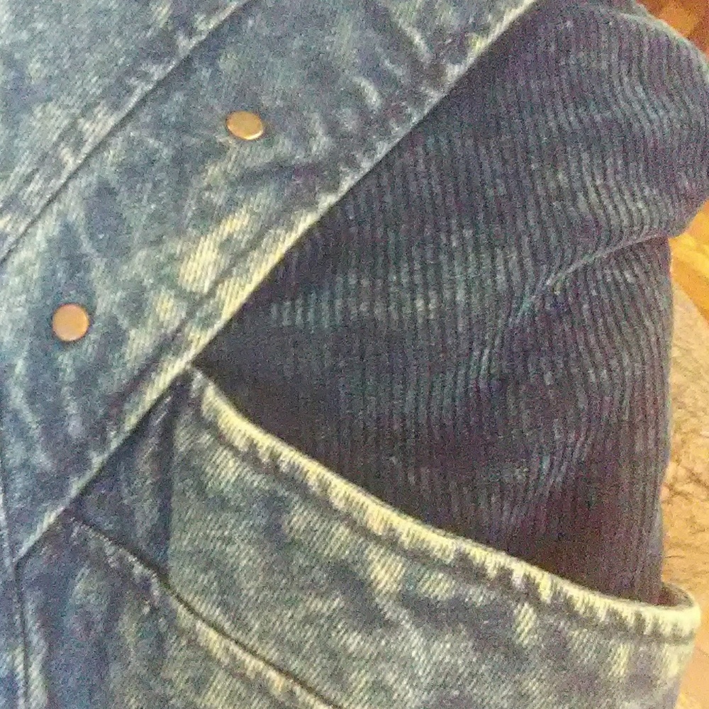 Jacket - Picture 4 of 5
